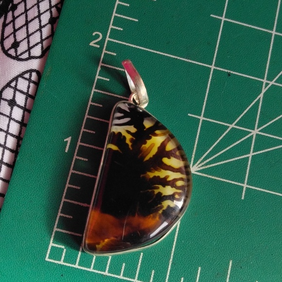 Unique Dichroic Glass Silver Plated Necklace Pendant - Picture 4 of 4